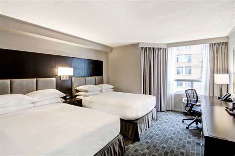 DoubleTree by Hilton Hotel Toronto Downtown