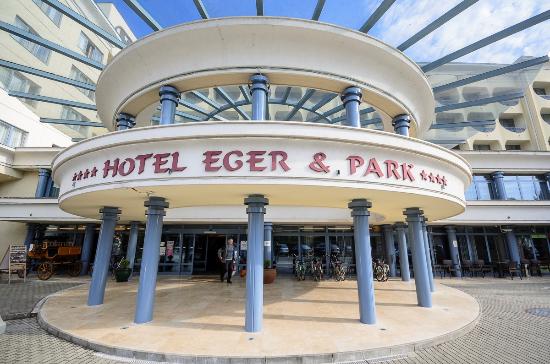 Hotel Eger &amp; Park