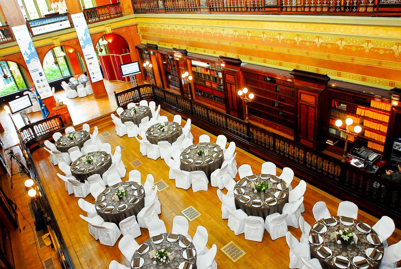 EDIFICIO- Solvay Library