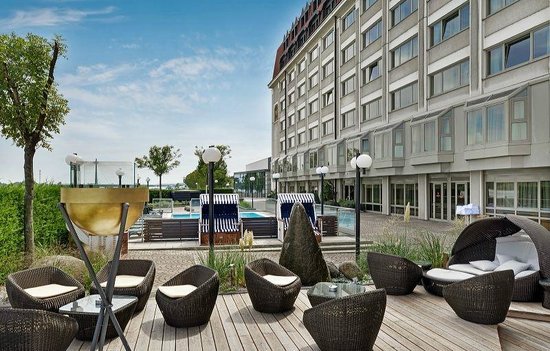 Hilton Vienna Danube Waterfront