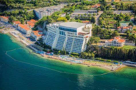 Grand Hotel Bernardin 5