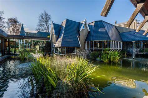 Chateau on the Park - Christchurch, a DoubleTree