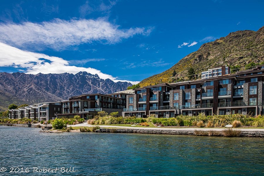 Hilton Queenstown Resort &amp; Spa