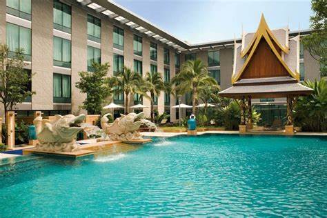 Convenient Grand Hotel Suvarnabhumi