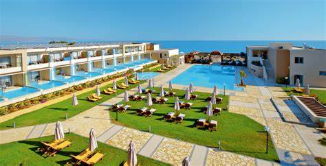 Minoa Palace Resort &amp; Spa