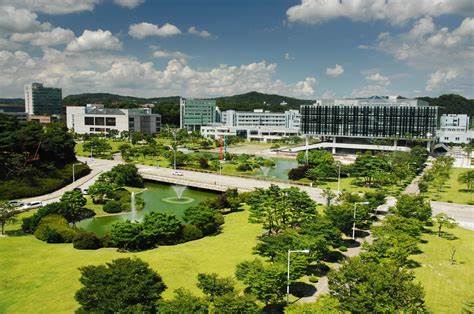 KAIST