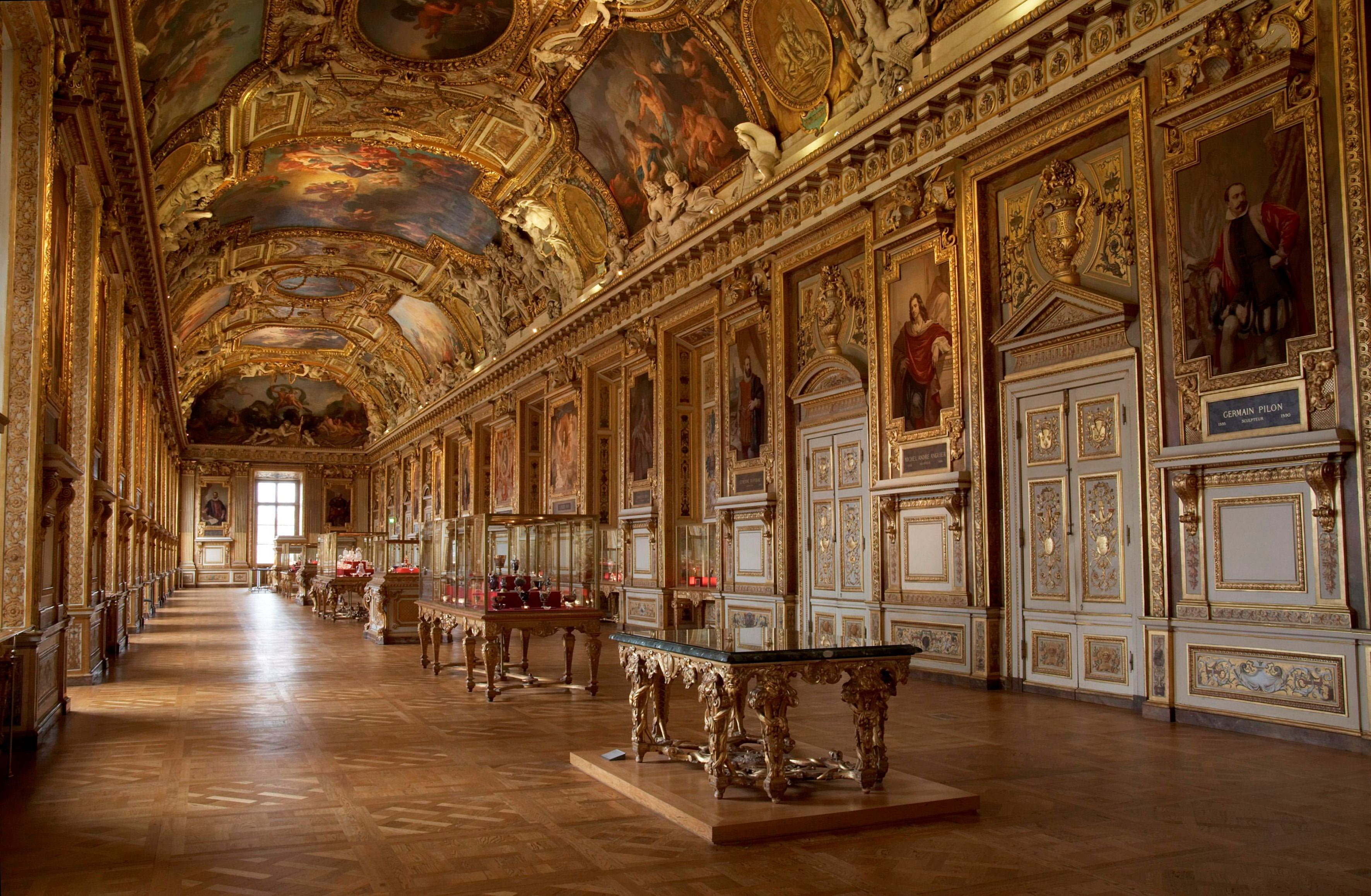 Louvre Museum