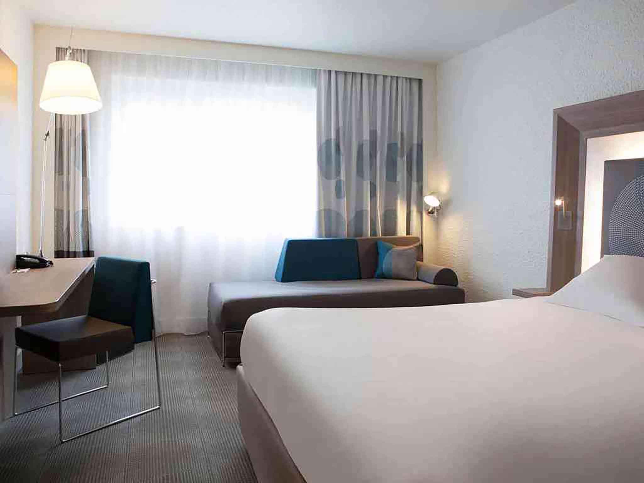 Hotel Novotel Fontainebleau Ury