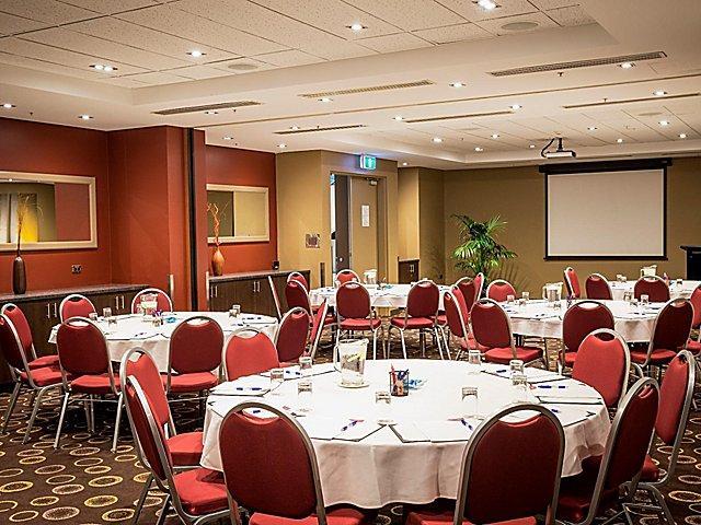 Crowne Plaza Canberra