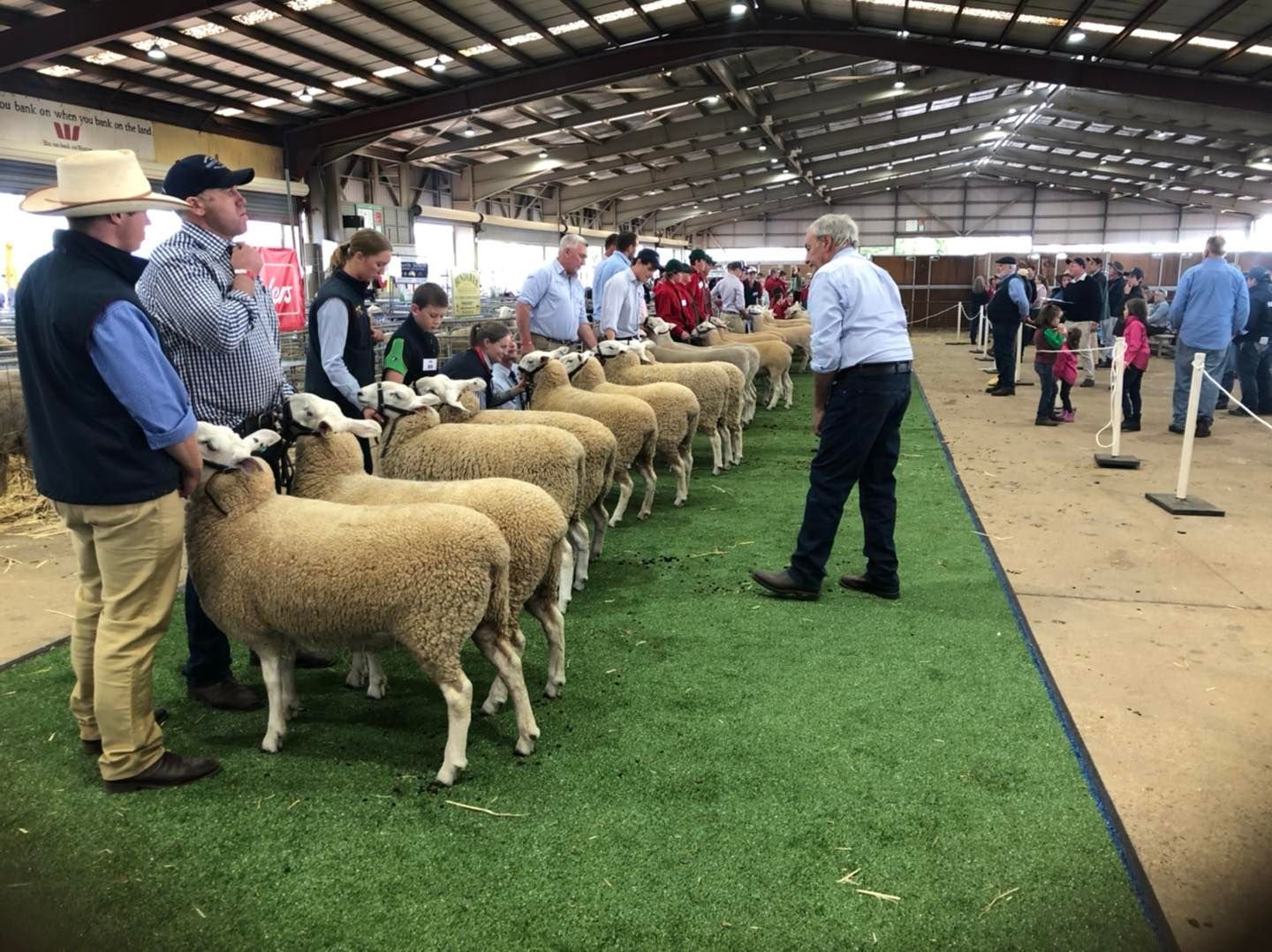 Dubbo Show Society