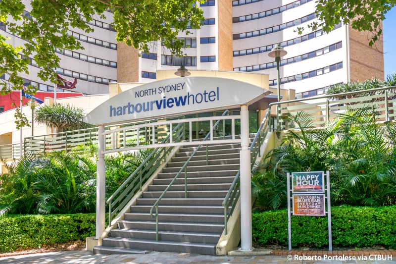 North Sydney Harbourview Hotel