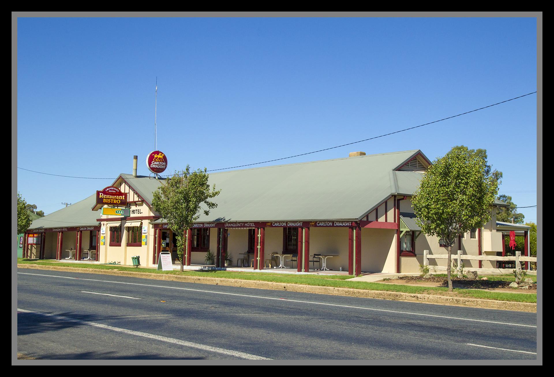 Uranquinty Hotel