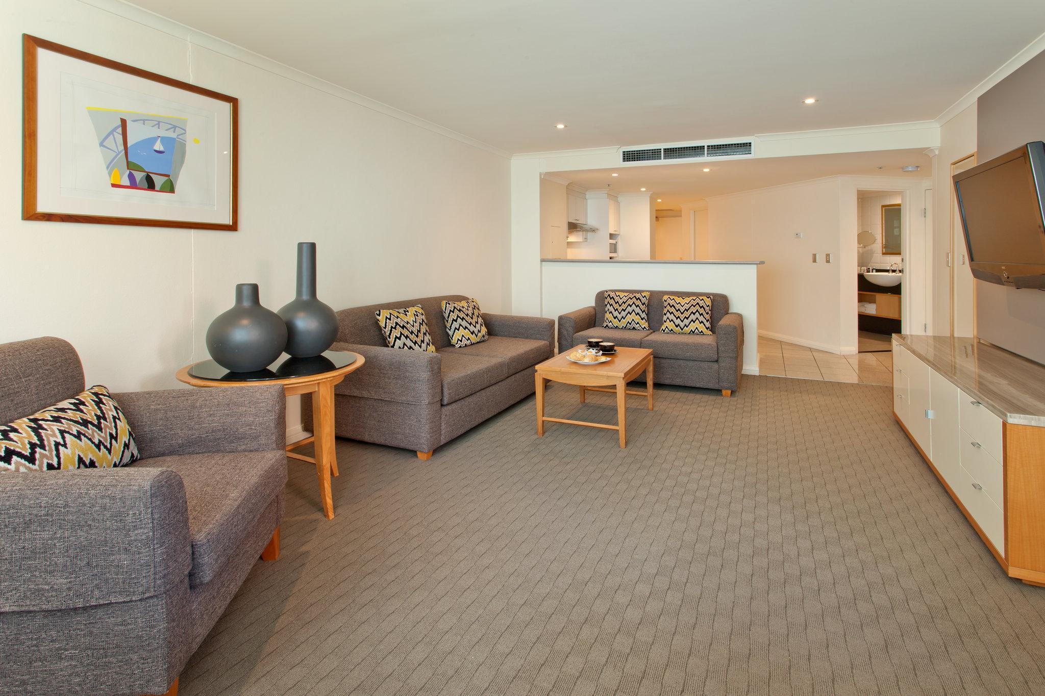 Radisson Hotel &amp; Suites Sydney