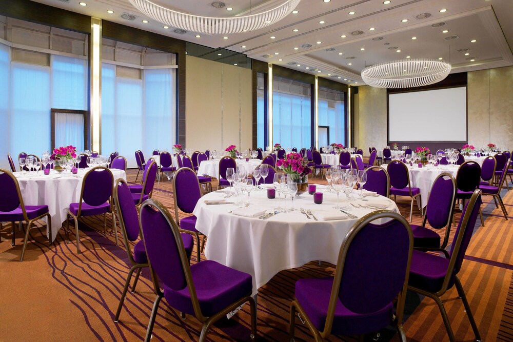 Sheraton Munich Arabellapark Hotel