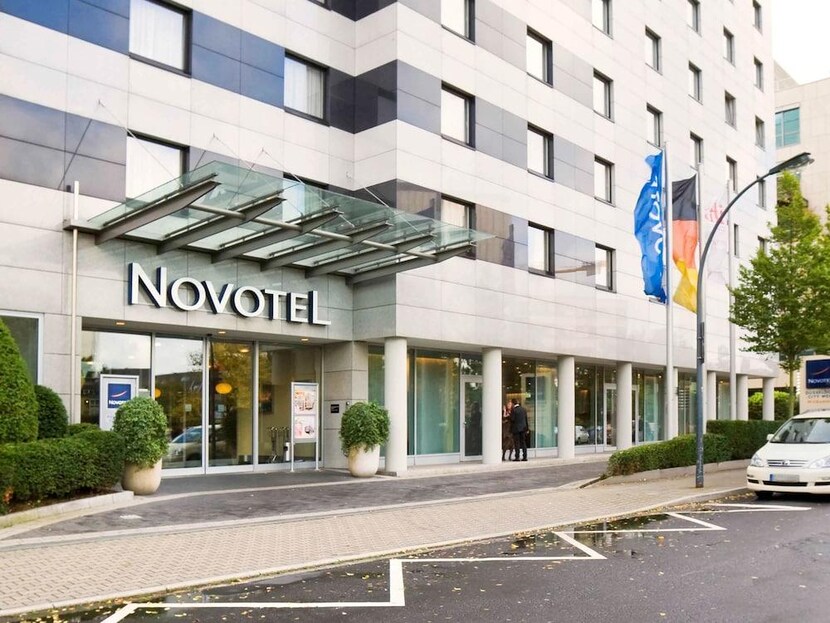 Hotel Novotel Duesseldorf City West -Seestern-