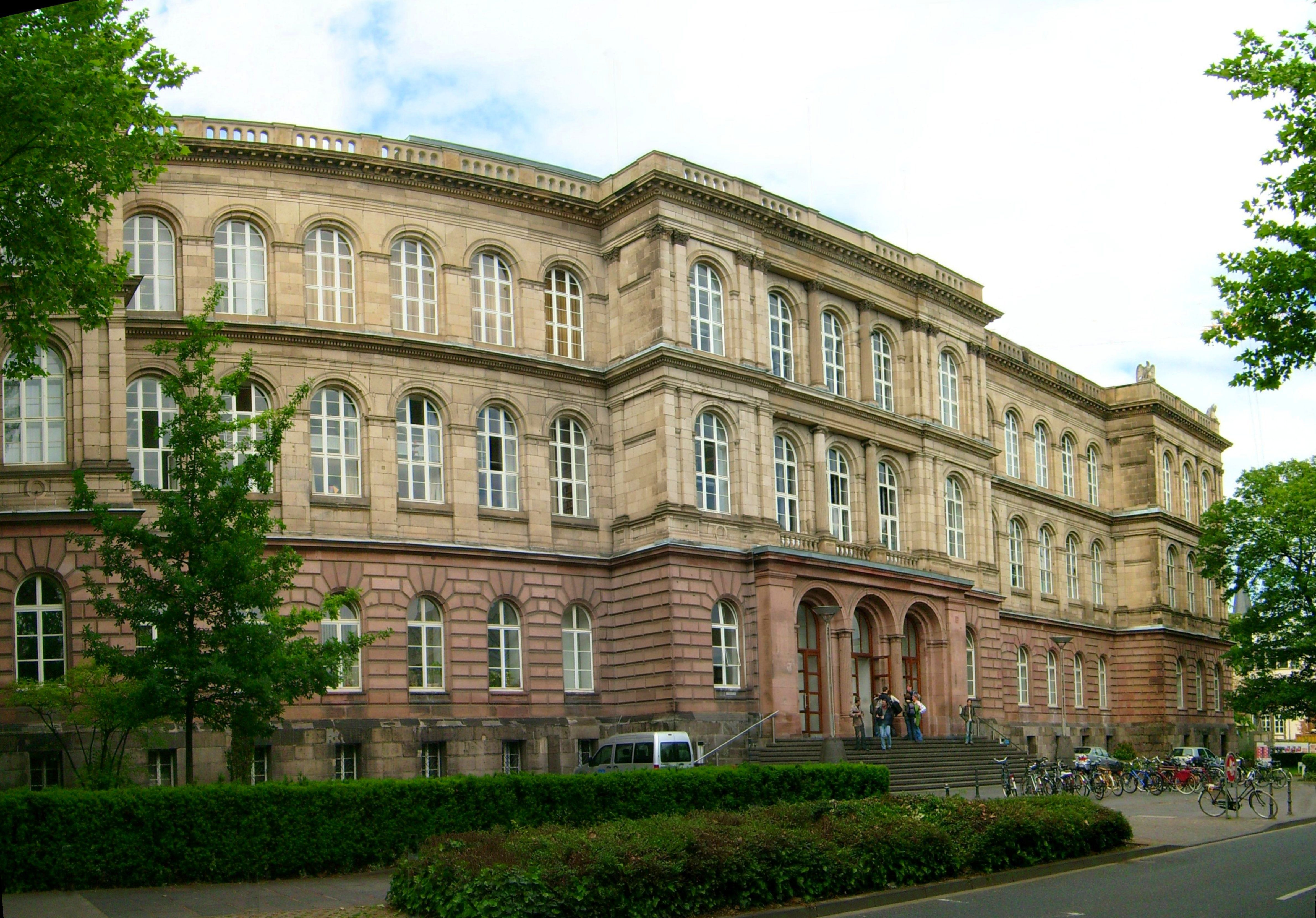 RWTH Aachen University