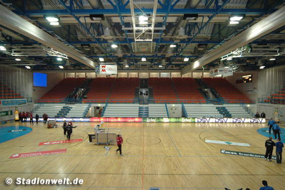 F.a.n. Frankenstolz Arena