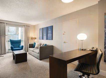 Hilton Chicago/Magnificent Mile Suites