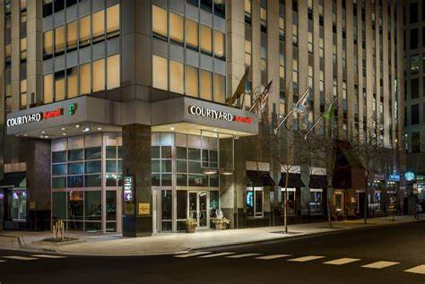 Courtyard by Marriott Chicago Downtown/Magnificent