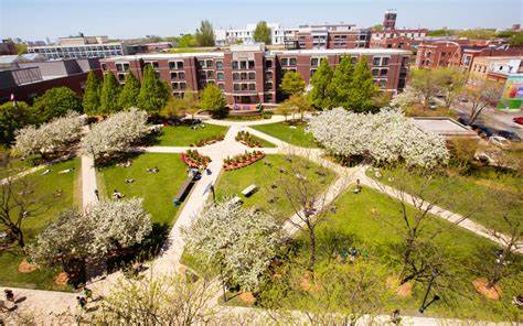 DePaul University - Lincoln Park Student Center