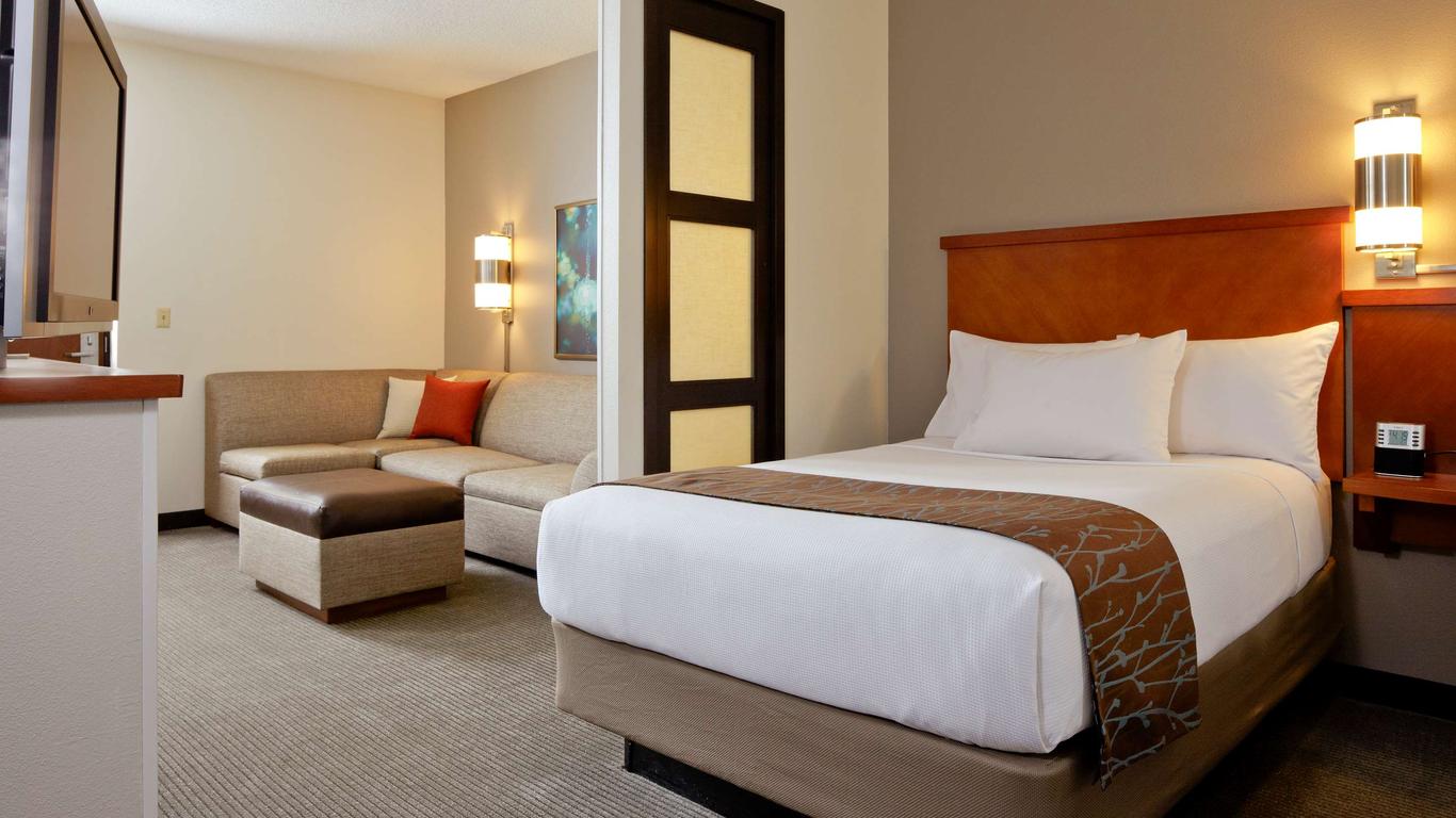 Hyatt Place Chicago/Lombard/Oak Brook