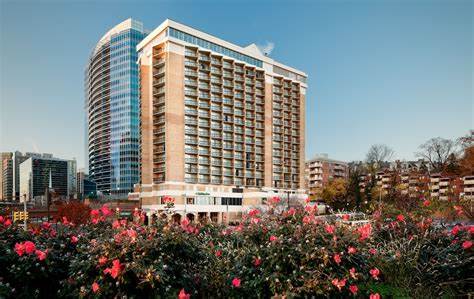 Holiday inn Rosslyn @ Key Bridge