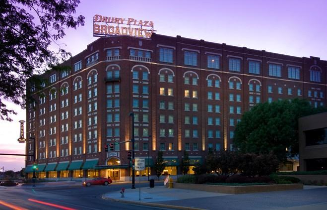 Drury Plaza Hotel Broadview Wichita