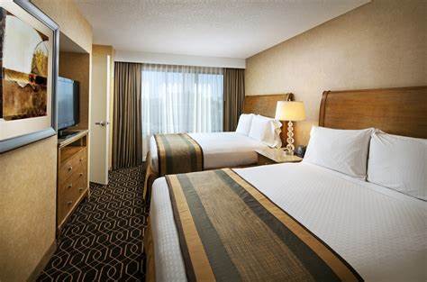 DoubleTree Suites by Hilton Hotel Anaheim Resort