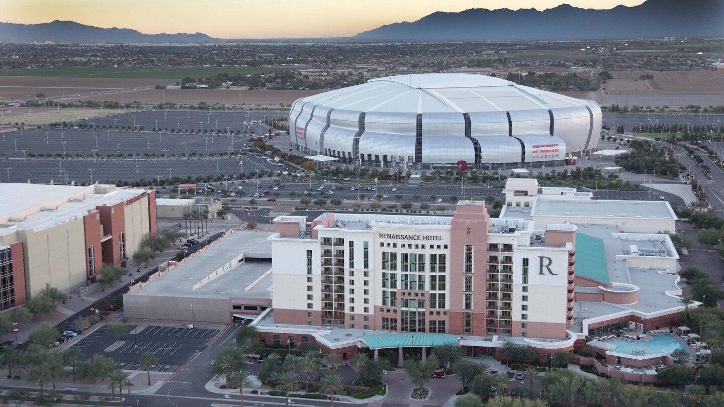 Renaissance Phoenix Glendale Hotel &amp; Spa