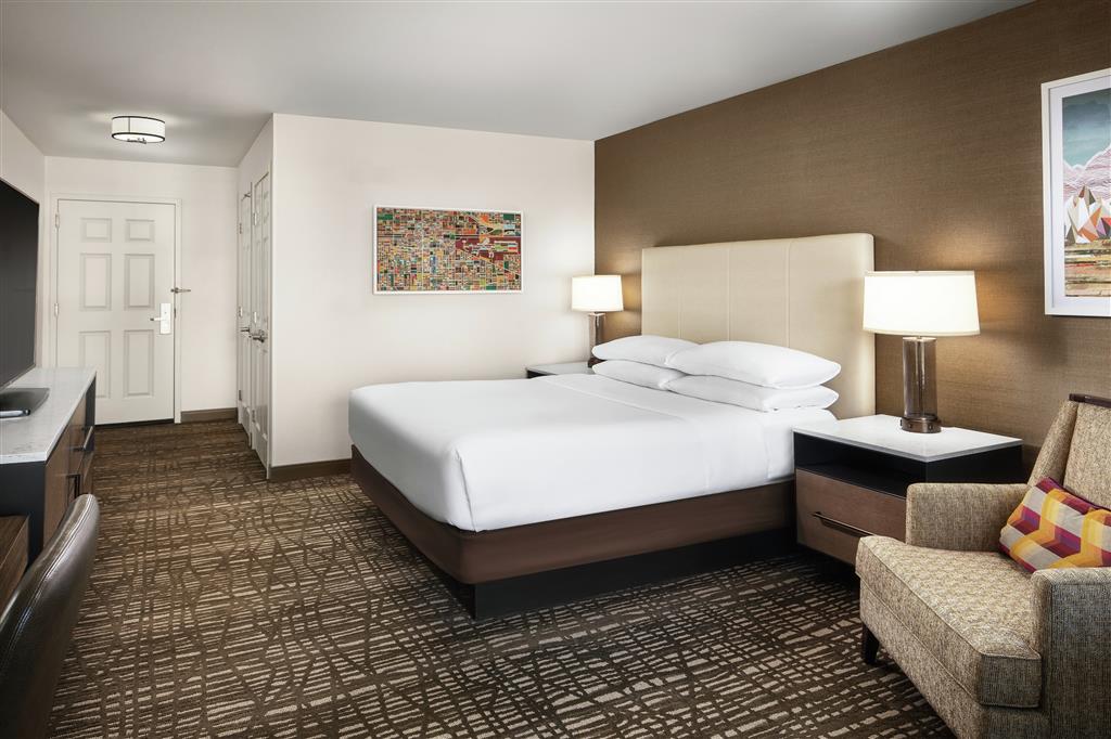 DoubleTree by Hilton Hotel Ontario Airport